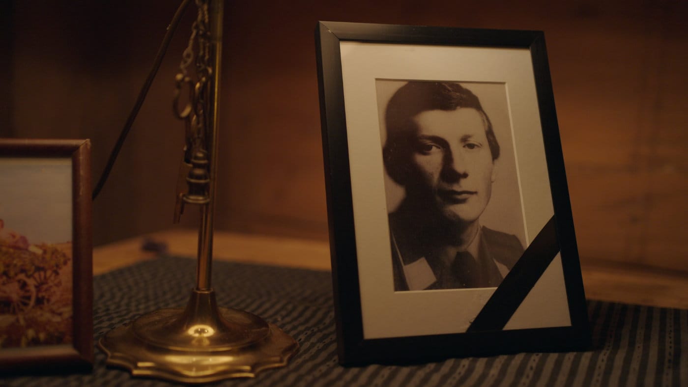 Fluekiger_Still Feminists Insha’allah - La Révolution des Femmes | Feriel Ben Mahmoud | 2015