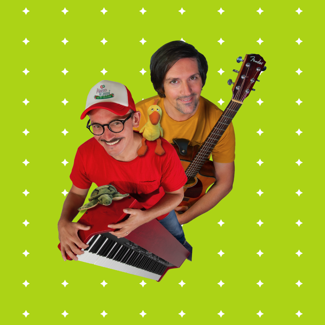 Aufsichtiges Portrait von Marco & Seppi mit Instrumenten.