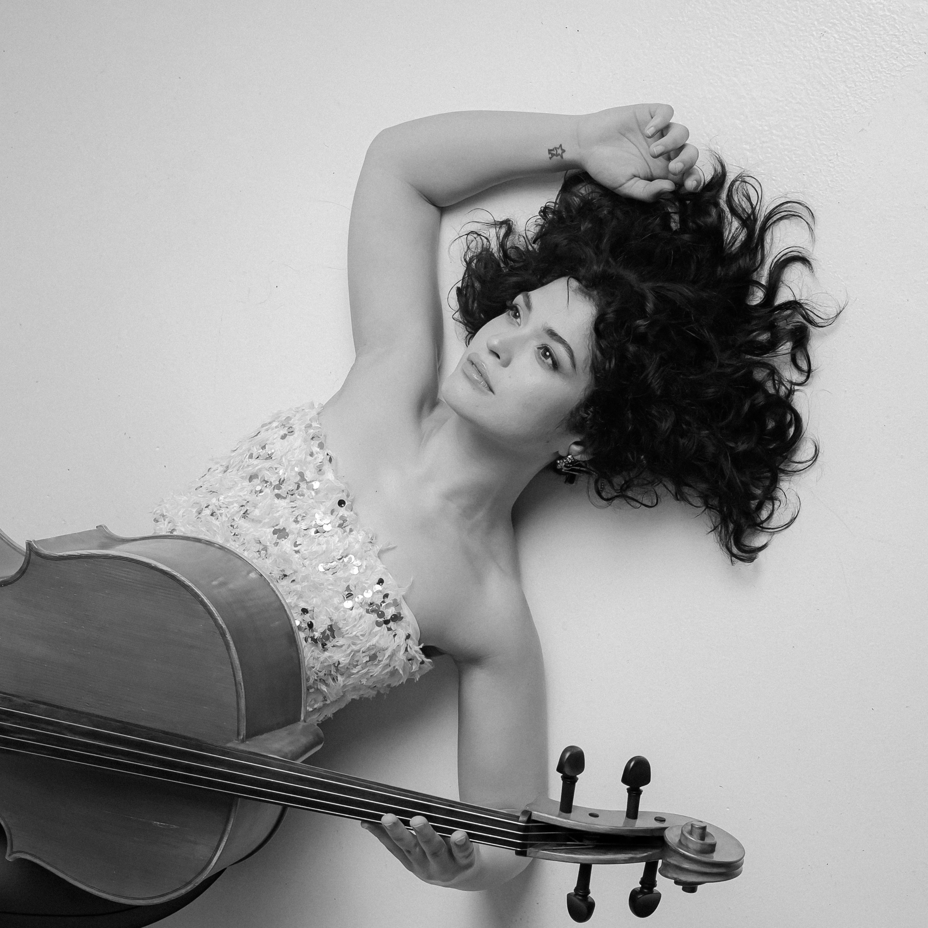 Bild für Ana Carla Maza (keine Textalternative gegeben)