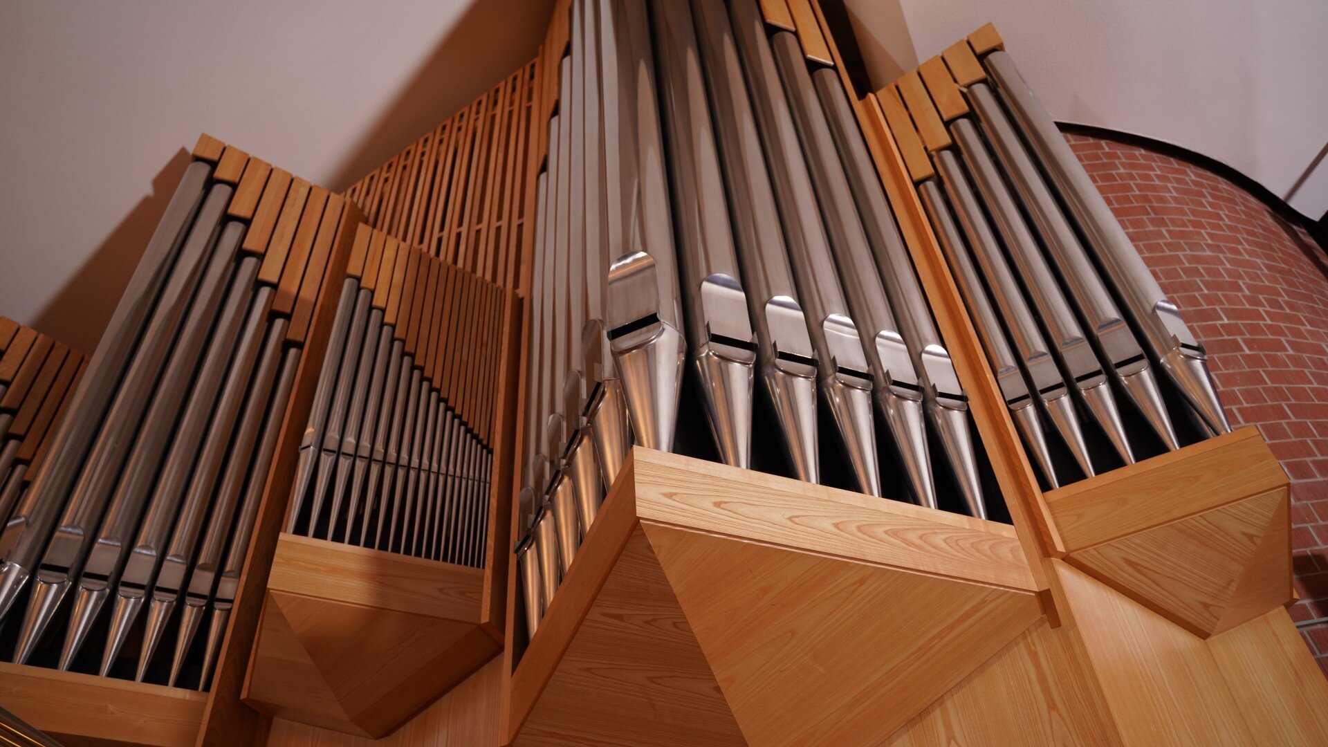 Orgelpfeifen der Orgels aus dem Wolfgang-Hoffmann-Saal