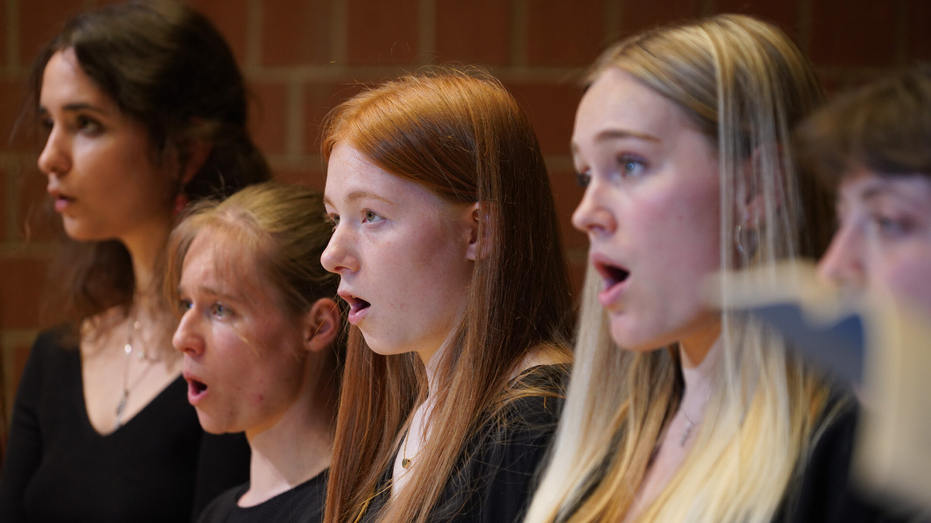 Sängerinnen des Hochschulchors